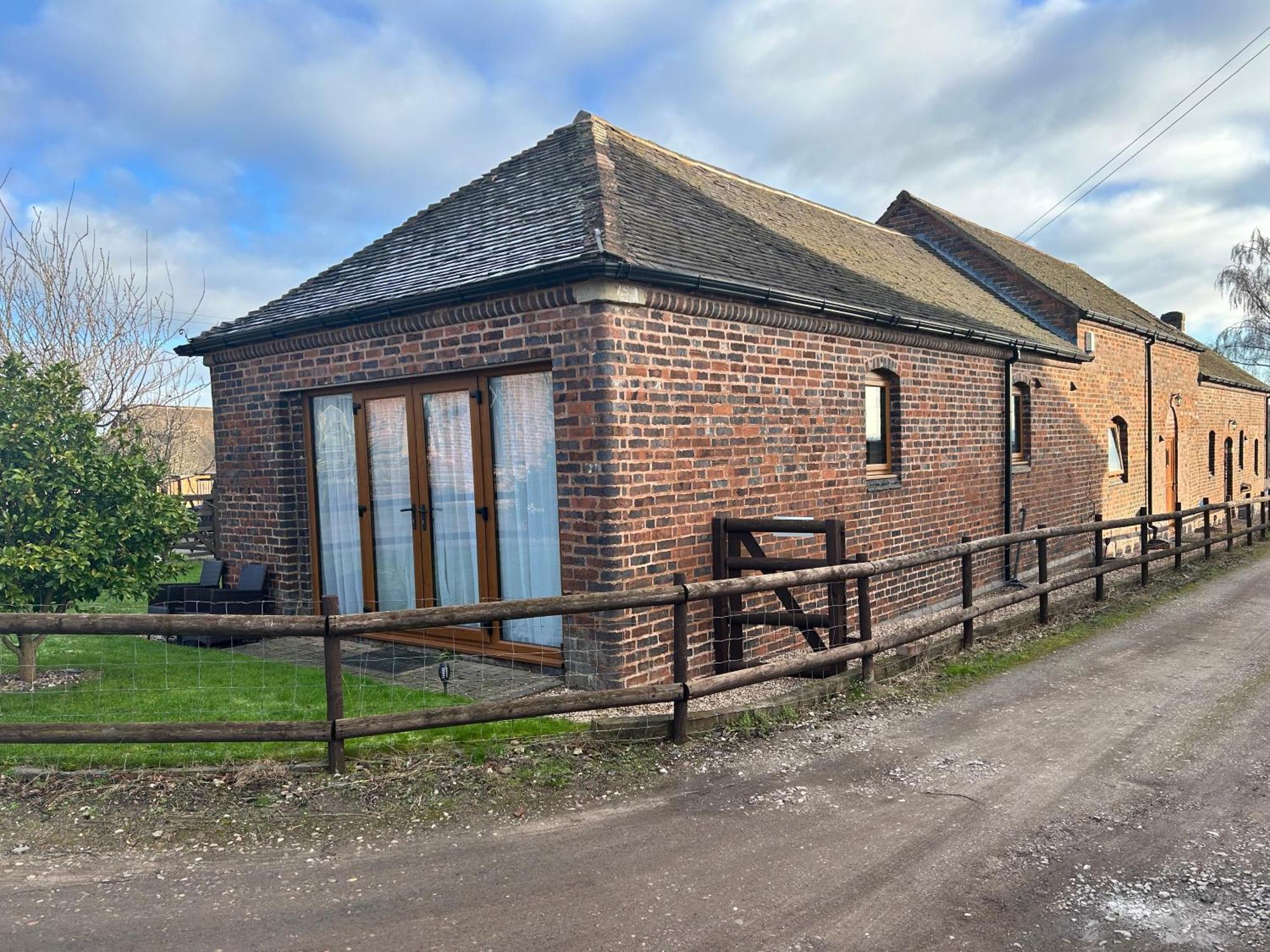Holmleigh Annexe Tamworth